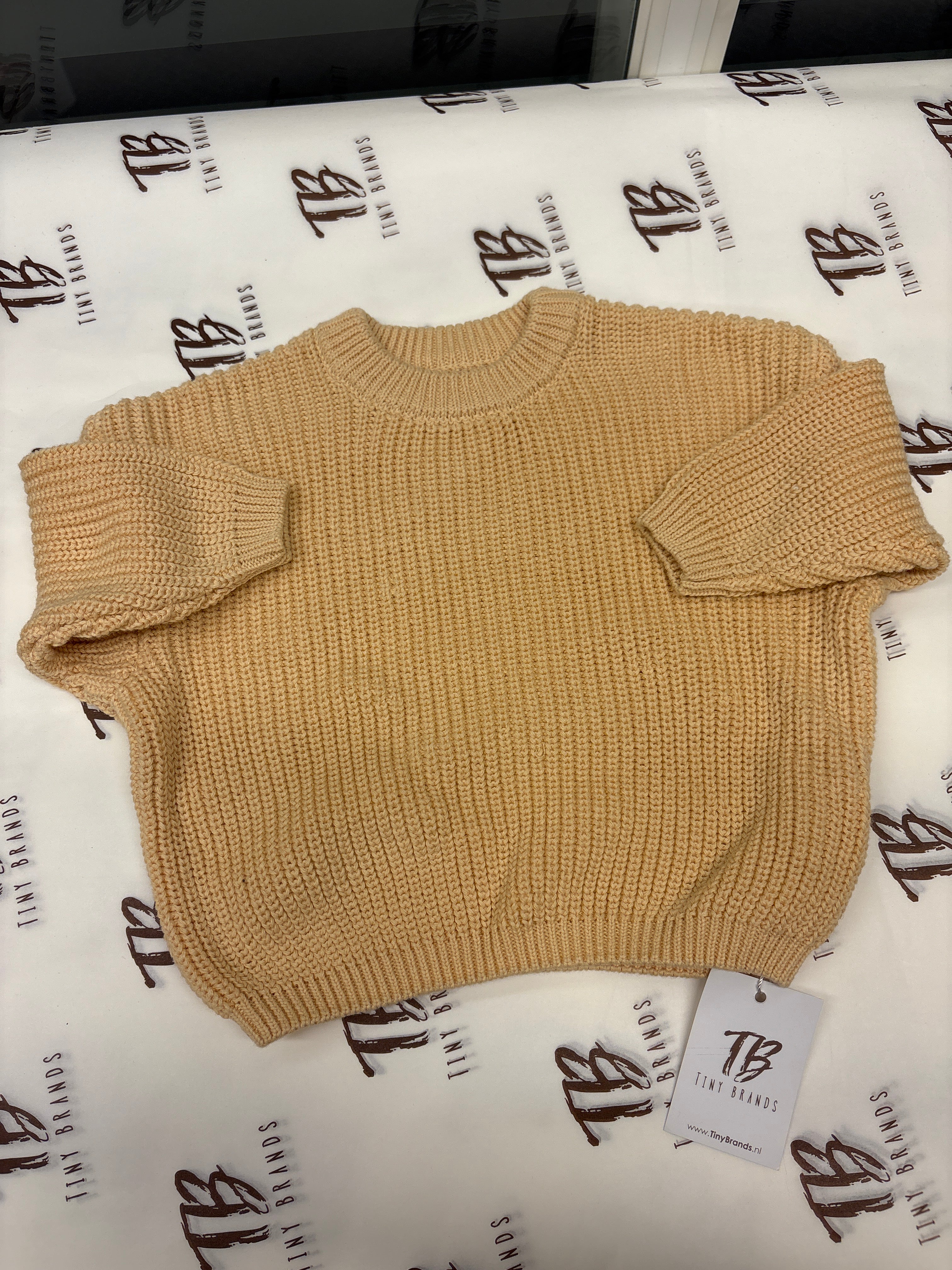 Knitted sweater creamy yellow