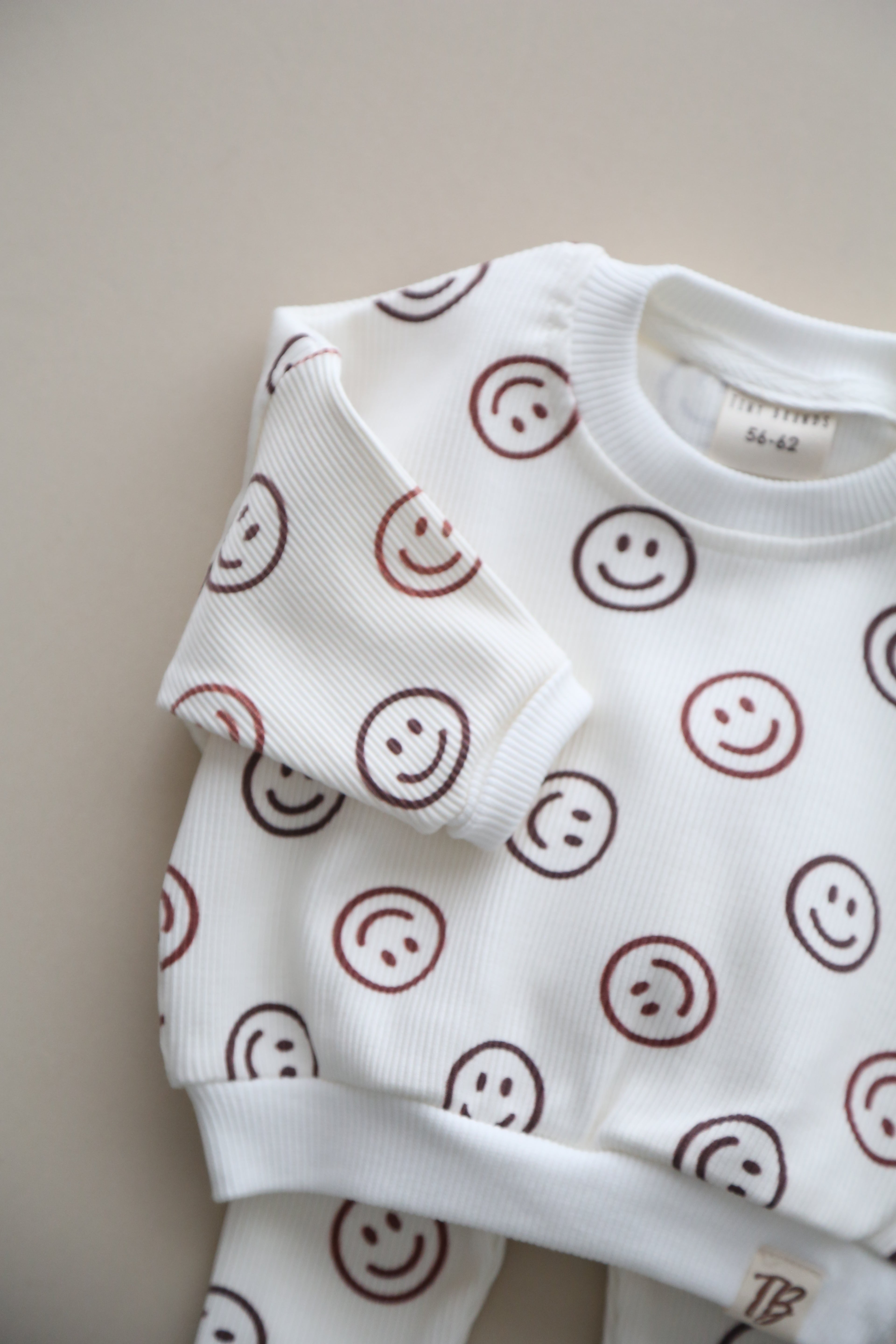 Cozy Smiley set